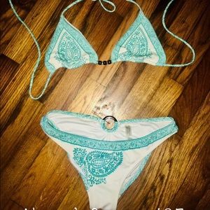 Victoria’s Secret bikini